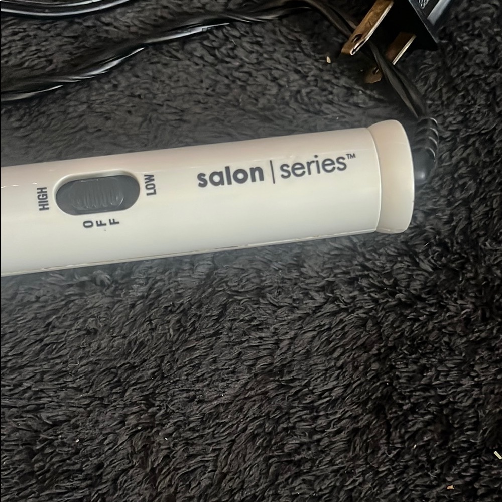 NB Series by Nicole Benisti White Hair Tool